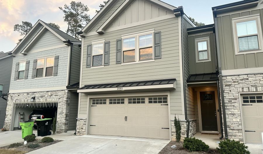 2093 Maggie Valley Dr, Apex, NC 27502 - 3 Beds, 2 Bath