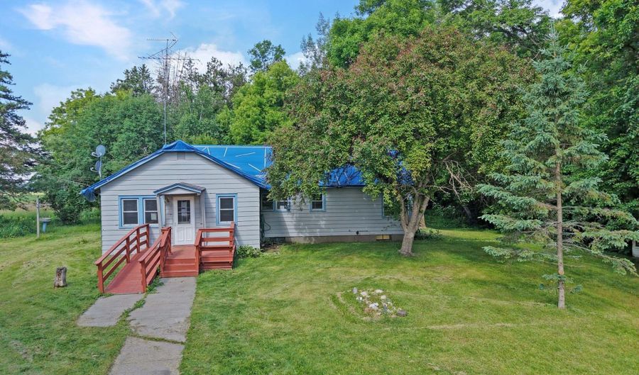 41427 390th St, Aitkin, MN 56431 - 4 Beds, 1 Bath