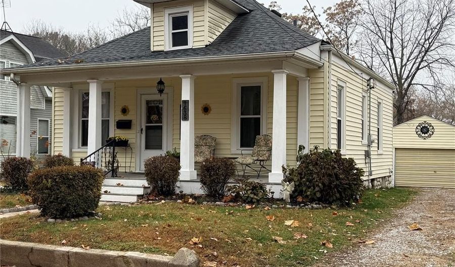 1638 Jersey St, Alton, IL 62002 - 3 Beds, 2 Bath