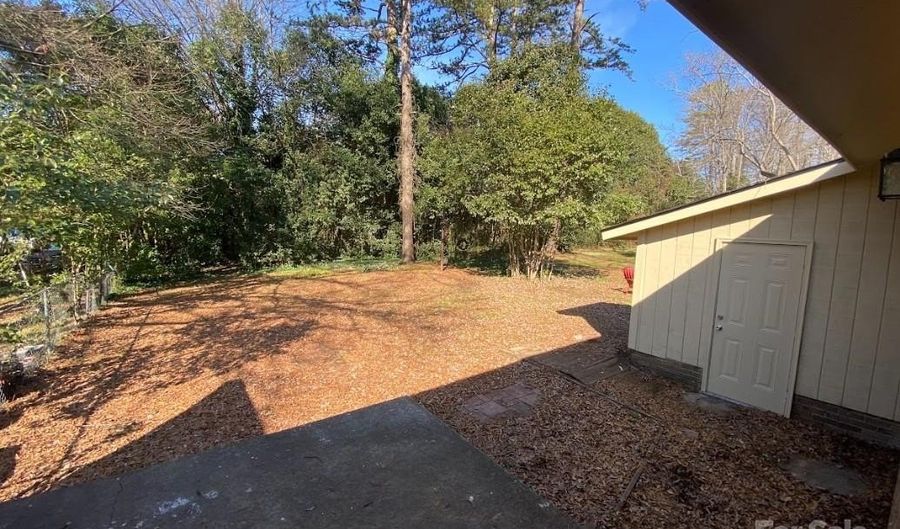 1908 Herrin Ave, Charlotte, NC 28205 - 2 Beds, 2 Bath