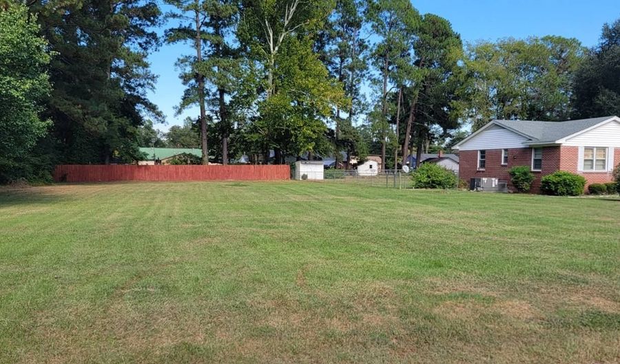 804 Ansel St, Bennettsville, SC 29512 - 3 Beds, 2 Bath