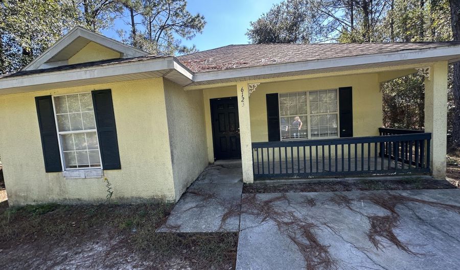 6123 W Lamar St, Bay St. Louis, MS 39520 - 4 Beds, 2 Bath