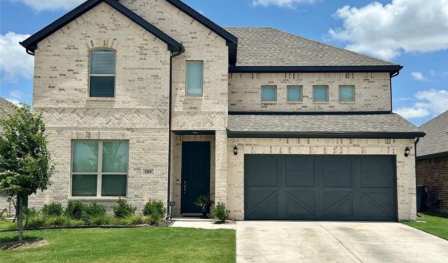 509 Windstream Dr, Aledo, TX 76008 - 4 Beds, 3 Bath