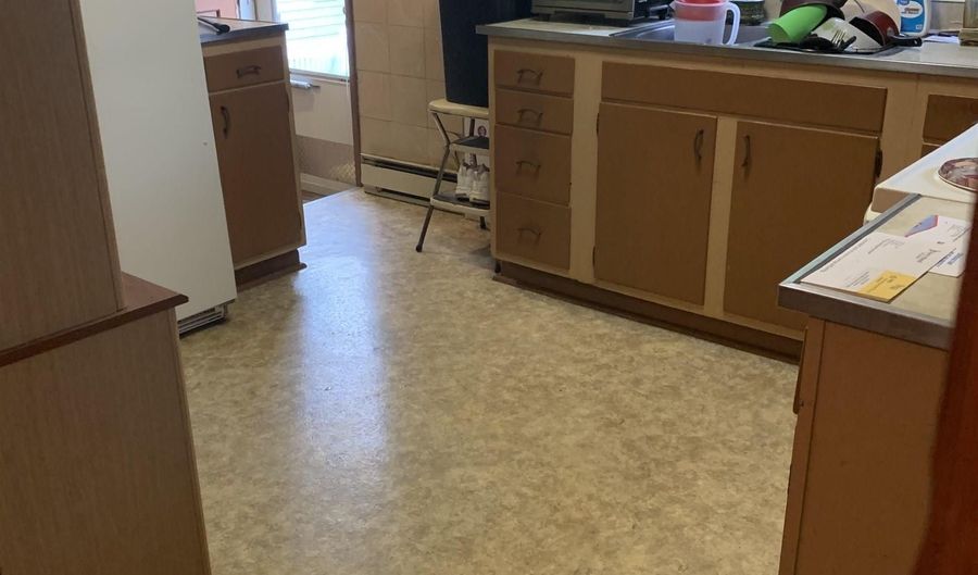 530 W Spring St, Bloomfield, IN 47424 - 2 Beds, 1 Bath