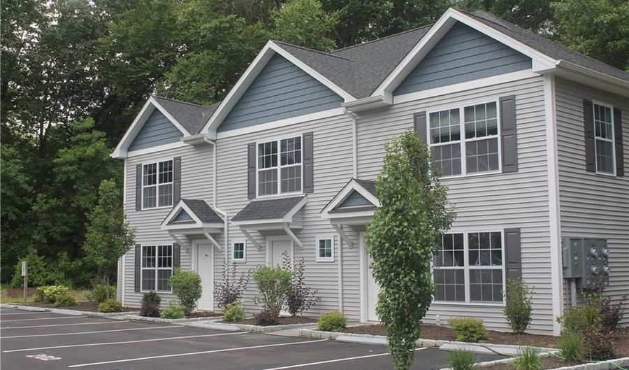 9 Goodhill Rd 103, Bethel, CT 06801 - 2 Beds, 2 Bath