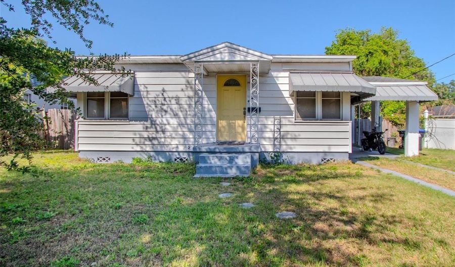 1615 CRESTWOOD Dr, Orlando, FL 32804 - 2 Beds, 1 Bath