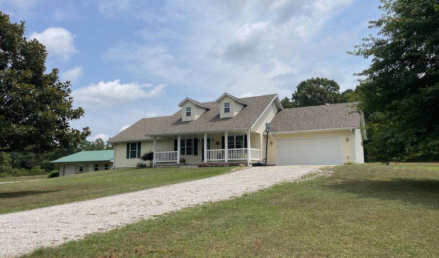 5910 S St Highway 5, Ava, MO 65608 - 3 Beds, 2 Bath