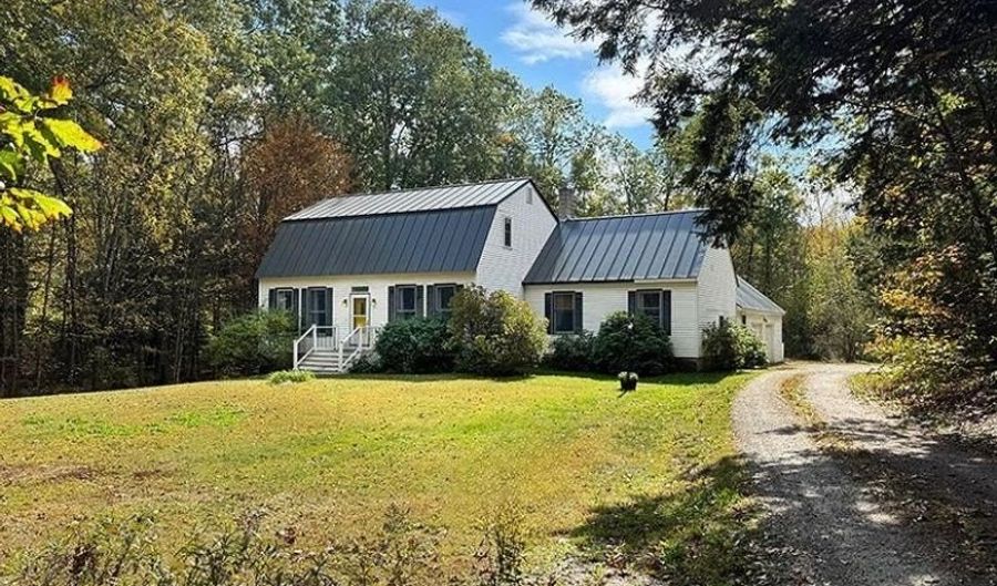 758 Old Cheshire Tpke, Charlestown, NH 03603 - 3 Beds, 2 Bath