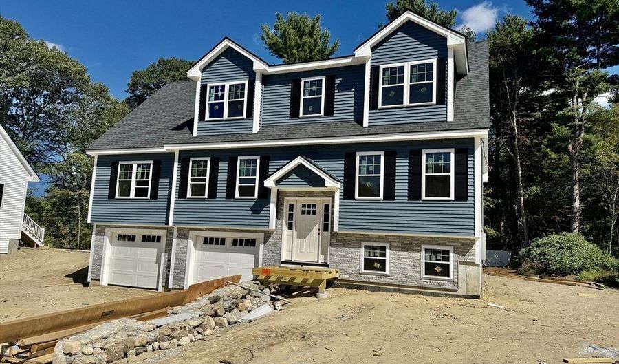 88 Lexington Rd, Billerica, MA 01821 - 4 Beds, 4 Bath