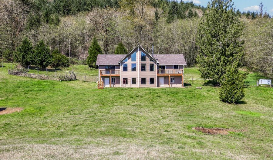 138 MARIAN Ln, Ariel, WA 98603 - 4 Beds, 3 Bath