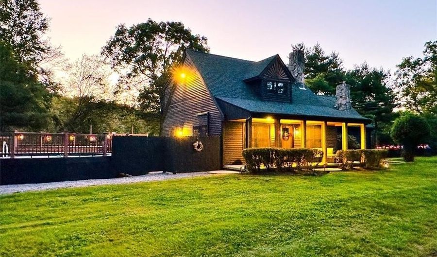 119 George Allen Rd, Glocester, RI 02814 - 3 Beds, 2 Bath