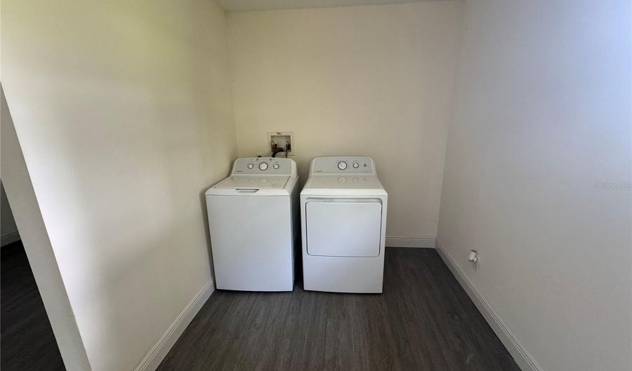 1010 JONES St B2, Clearwater, FL 33755 - 2 Beds, 1 Bath