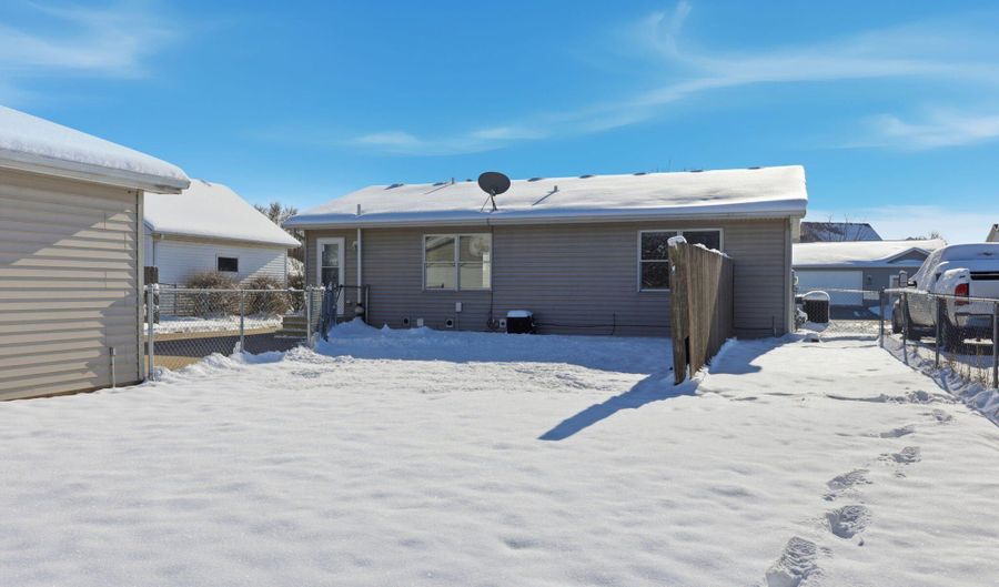 5225 Kansas Dr, Ames, IA 50014 - 4 Beds, 2 Bath