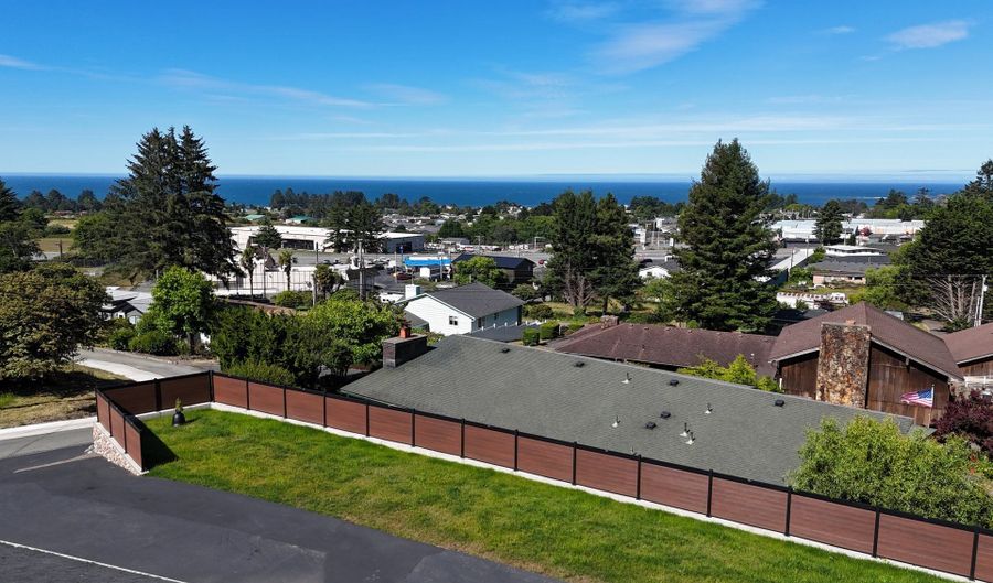 16009 HANNAN Ln, Brookings, OR 97415 - 4 Beds, 3 Bath