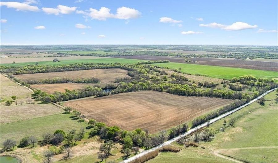 Tbd HCR 2302 S, Abbott, TX 76621 - 0 Beds, 0 Bath