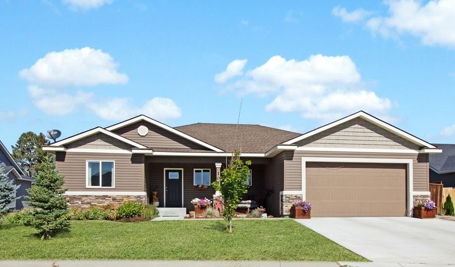 105 Greenfield Way, Carey, ID 83320 - 3 Beds, 2 Bath