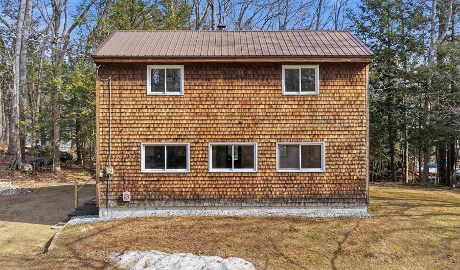 58 Windsor Way, Barnstead, NH 03225 - 2 Beds, 1 Bath