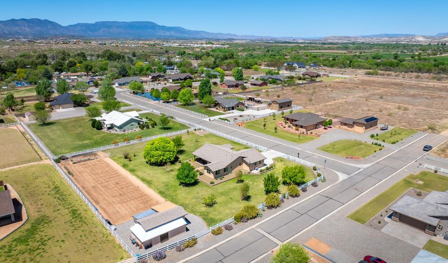 2093 Paso Fino Way, Camp Verde, AZ 86322 - 3 Beds, 2 Bath
