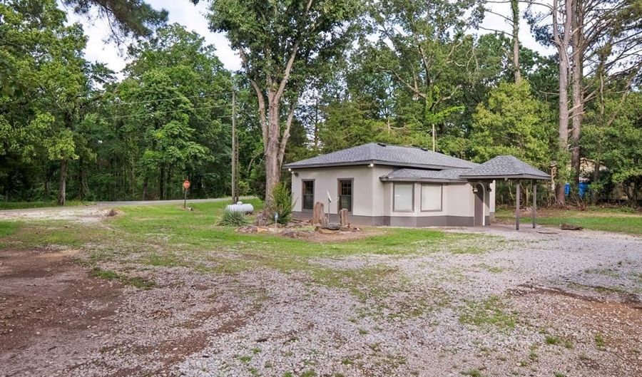 15 Larry Ln, Batesville, MS 38606 - 2 Beds, 1 Bath