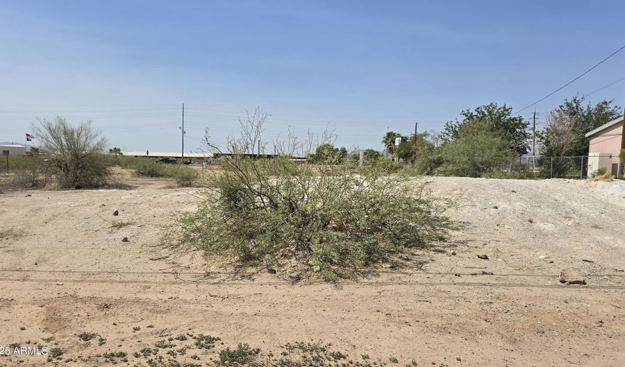 1 Xx4 W Powell St 4, Aguila, AZ 85320 - 0 Beds, 0 Bath
