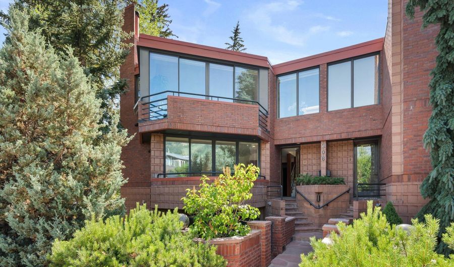 208 S Spring St #1, Aspen, CO 81611 - 3 Beds, 4 Bath
