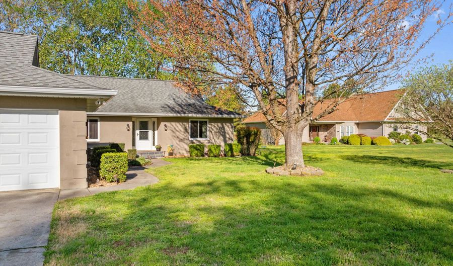 3576 E Atherton Ln, Baneberry, TN 37890 - 3 Beds, 3 Bath
