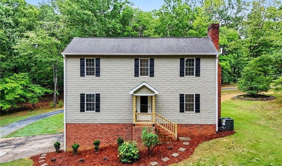 4462 Ridges Mountain Trl, Asheboro, NC 27205 - 3 Beds, 2 Bath