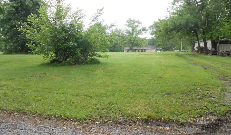 102 N 9th St, Albany, MO 64402 - 0 Beds, 0 Bath