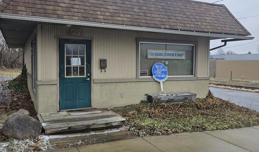 402 N Superior St, Albion, MI 49224 - 0 Beds, 1 Bath