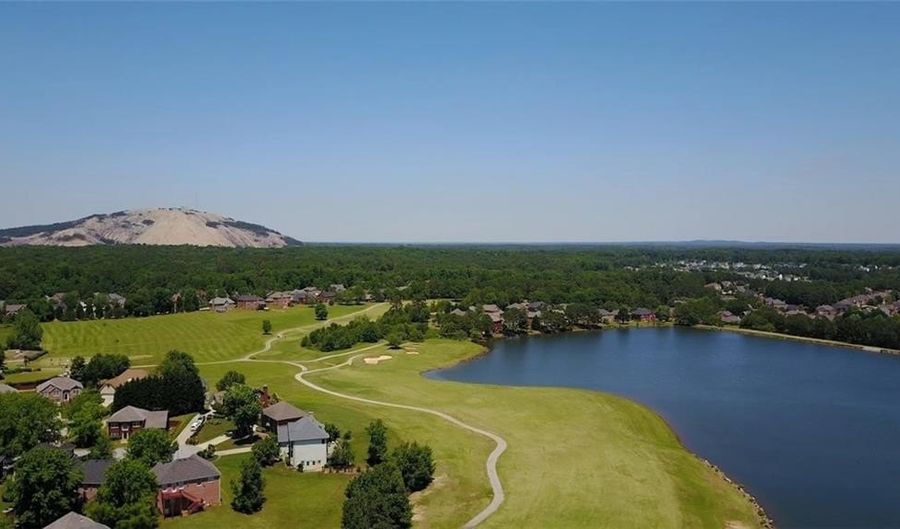 5960 Magnolia Rdg, Stone Mountain, GA 30087 - 4 Beds, 5 Bath