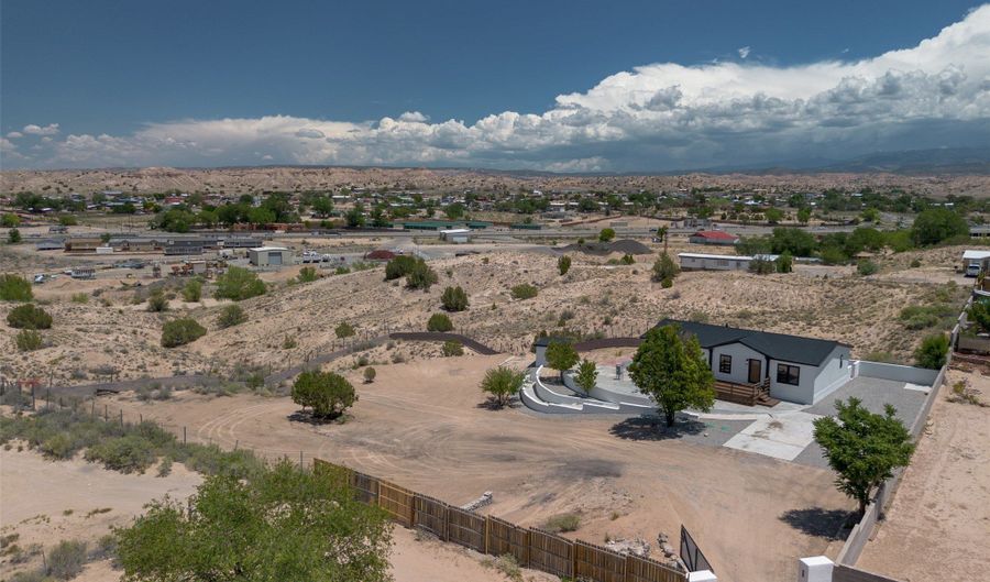 14 A N Camino Seco, Arroyo Seco, NM 87532 - 3 Beds, 2 Bath