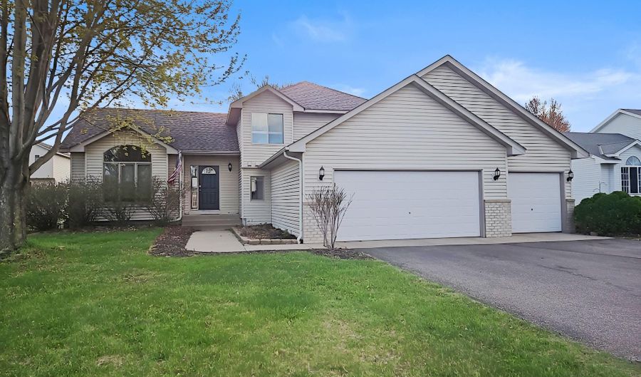 13788 Goldenrod St NW, Andover, MN 55304 - 4 Beds, 3 Bath