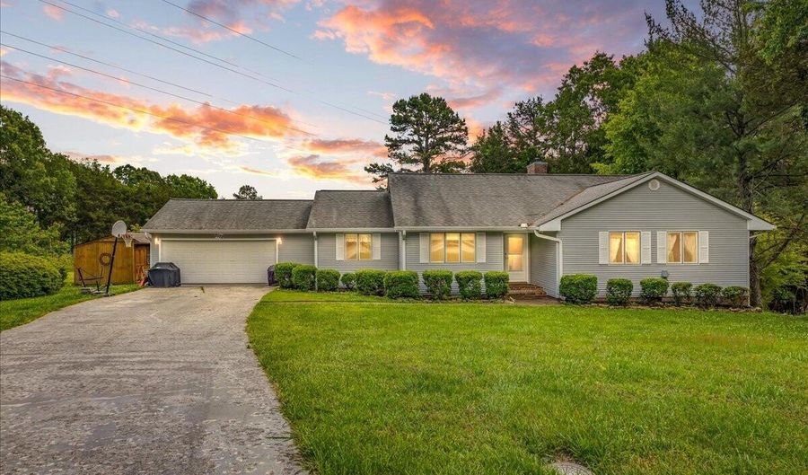 2522 Cindy St, Athens, TN 37303 - 3 Beds, 2 Bath