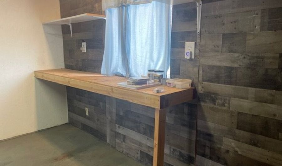 98620 CAMELLIA Dr, Brookings, OR 97415 - 2 Beds, 1 Bath