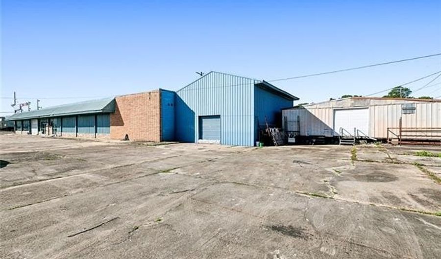 7777 W SAINT BERNARD Hwy, Arabi, LA 70032 - 0 Beds, 0 Bath