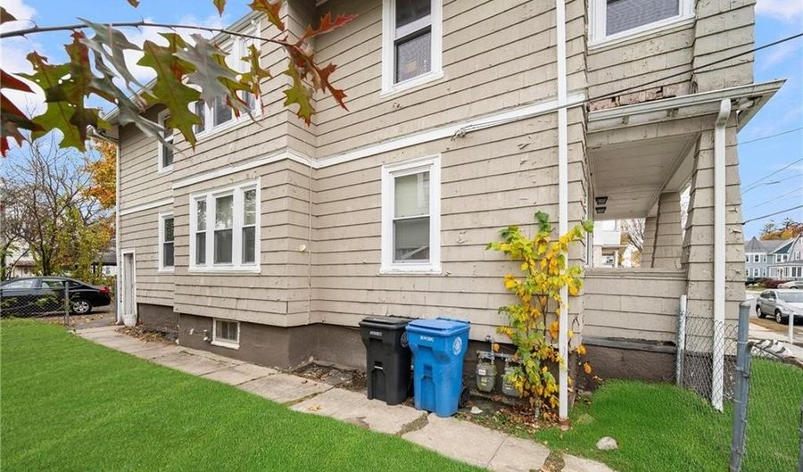 36 Blackamore Ave, Cranston, RI 02910 - 4 Beds, 2 Bath