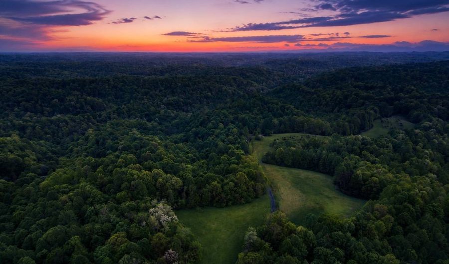 Rock House Hollow Pvt Ct, Bethpage, TN 37022 - 1 Beds, 1 Bath