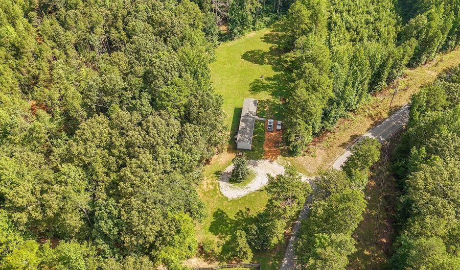 2893 MASSEYVILLE MCNAIRY, Bethel Springs, TN 38315 - 3 Beds, 2 Bath