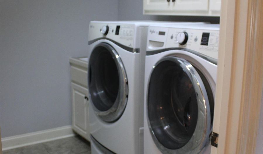 19435 S Harrells Ferry Rd, Baton Rouge, LA 70816 - 3 Beds, 3 Bath