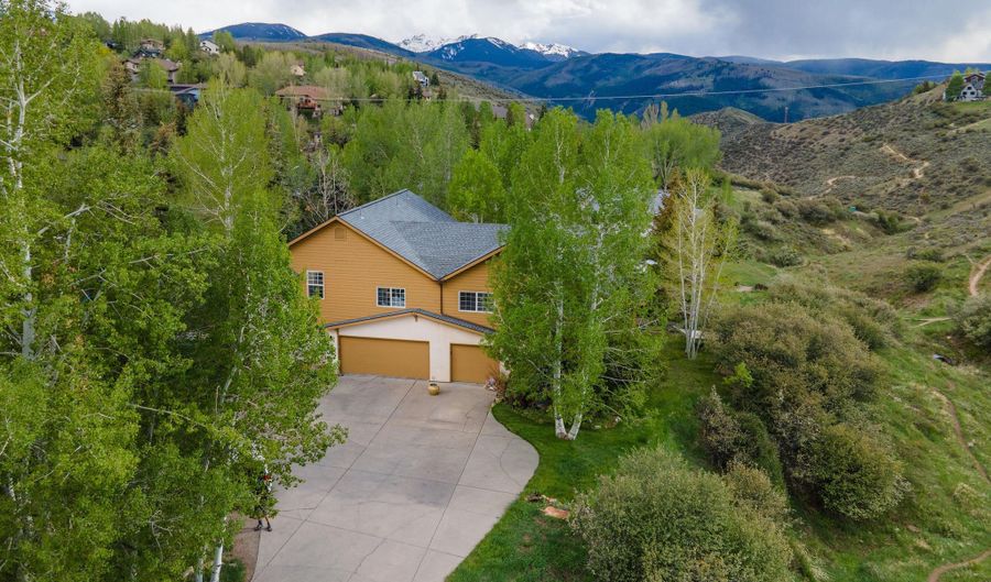 2485 Old Trail Rd B, Avon, CO 81620 - 5 Beds, 4 Bath