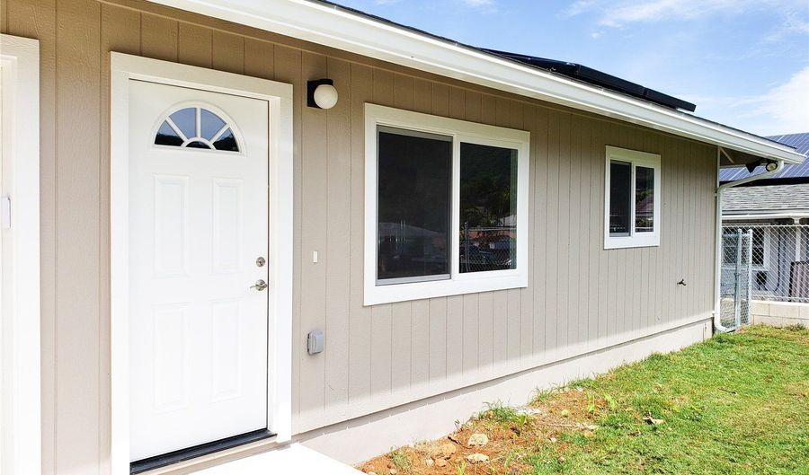 45-319 Kenela St, Kaneohe, HI 96744 - 2 Beds, 1 Bath
