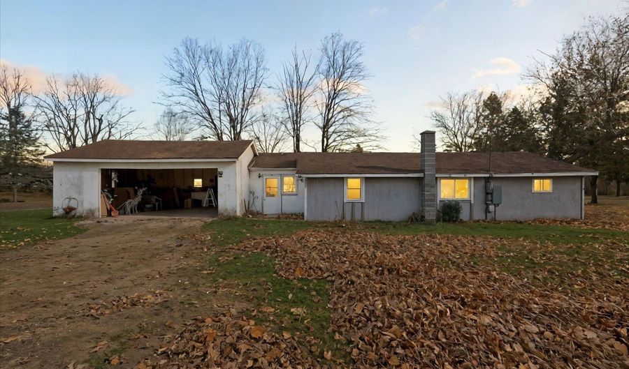 1121 26th St, Allegan, MI 49010 - 1 Beds, 1 Bath