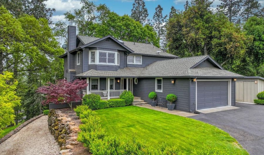 125 White Cottage Rd N, Angwin, CA 94508 - 4 Beds, 4 Bath