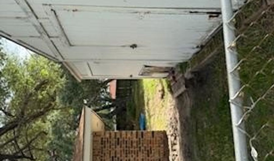1638 W Palm Dr, Aransas Pass, TX 78336 - 3 Beds, 2 Bath