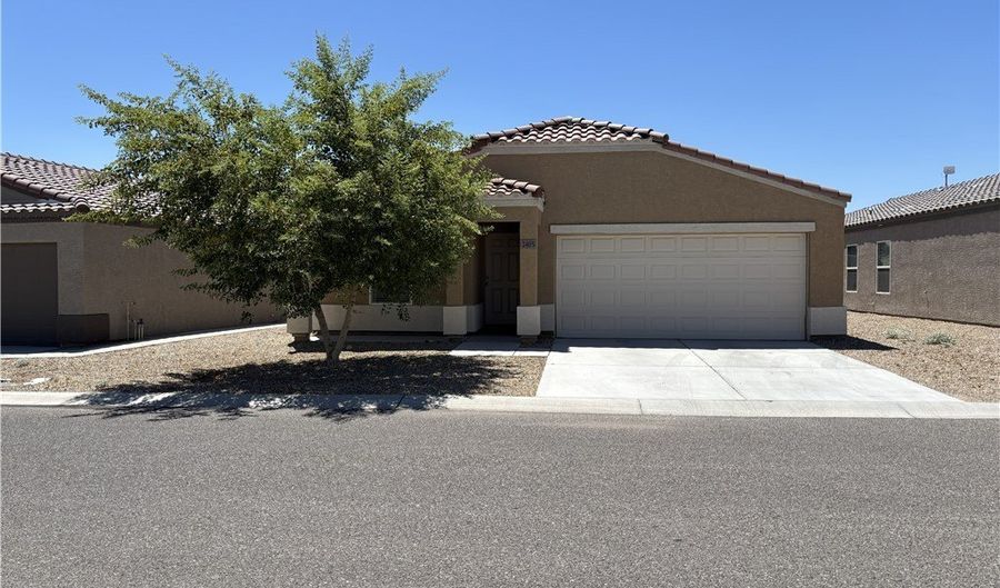 2405 Village Dr, Bullhead City, AZ 86442 - 3 Beds, 2 Bath