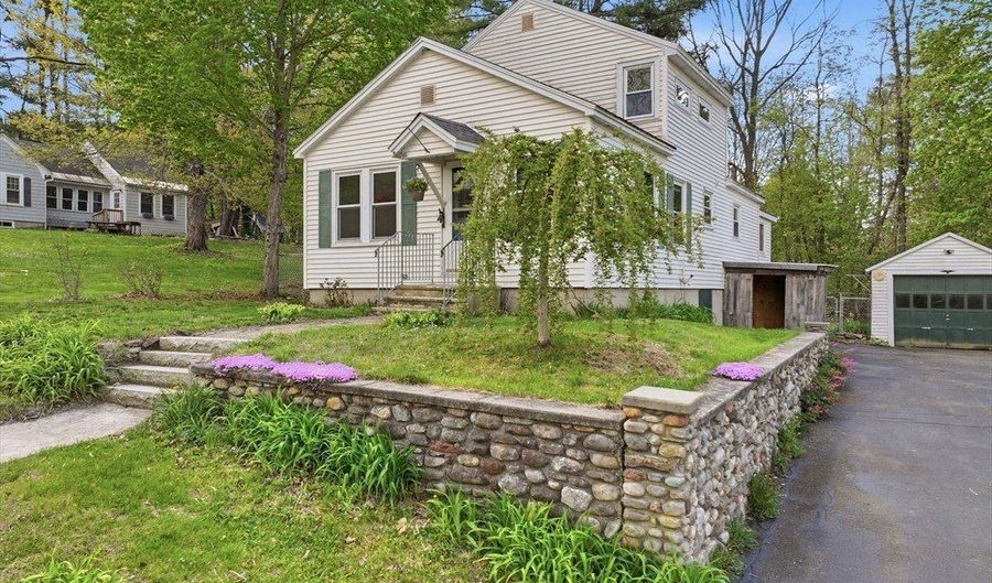 123 Wilson Ave, Athol, MA 01331 - 2 Beds, 1 Bath