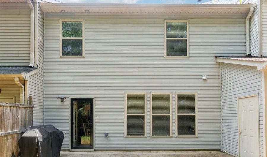 7324 Rockhouse Rd, Austell, GA 30168 - 3 Beds, 3 Bath