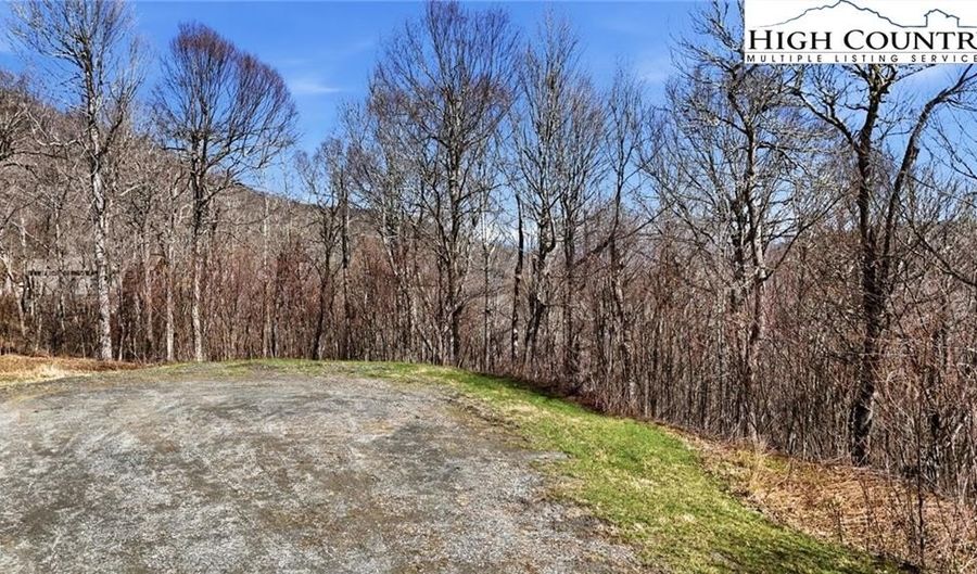 Chappell Farms N lot 5, Banner Elk, NC 28604 - 0 Beds, 0 Bath