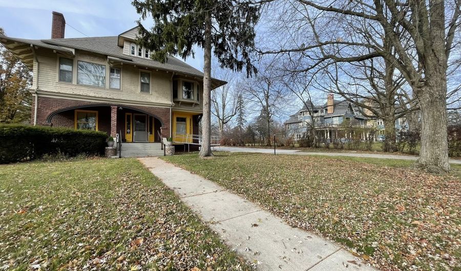 623 N State St, Alma, MI 48801 - 4 Beds, 3 Bath