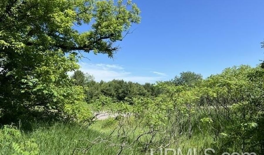 N14675 US Highway 141, Amberg, WI 54102 - 0 Beds, 0 Bath
